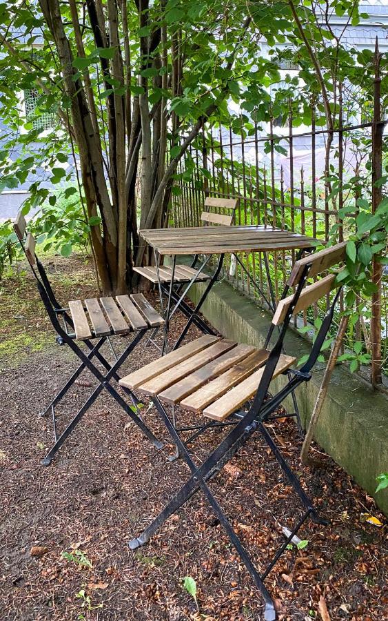 Apartment Ferienwohnung Blumenstadt Эрфурт Экстерьер фото